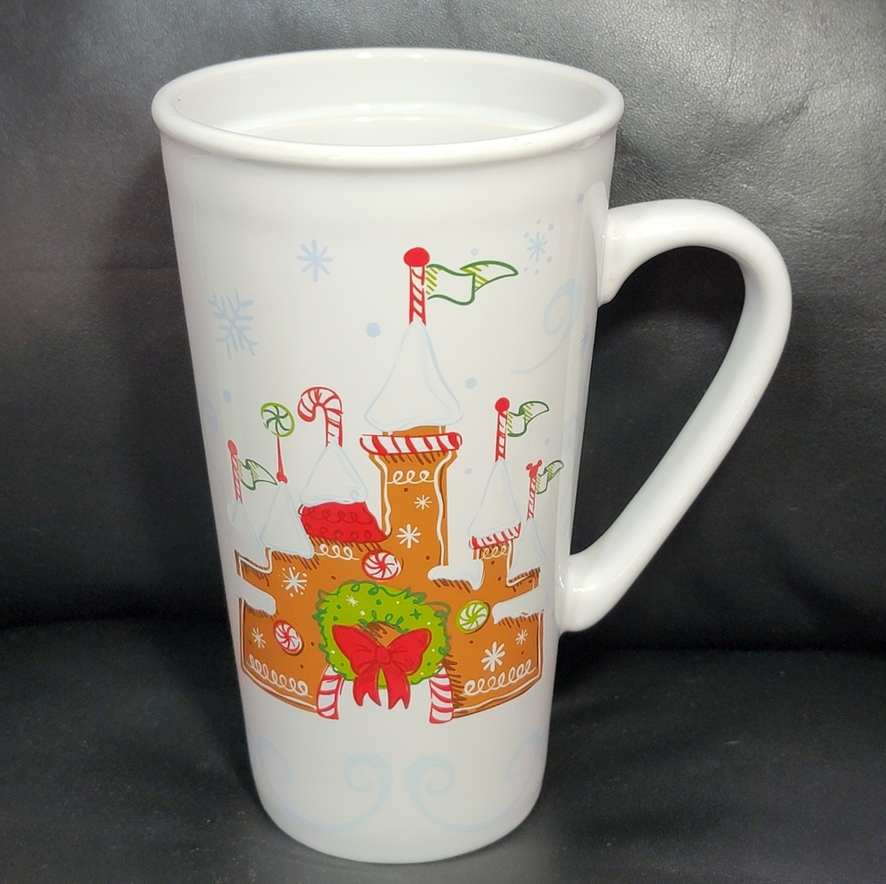Disney Theme Park Starbucks Gingerbread Castle Holiday Wreath Coffee Tall Mug